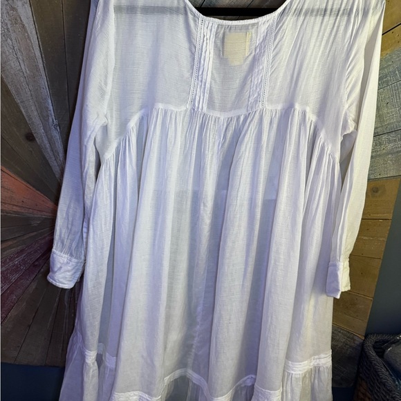 Maeve White Long Sleeve Dress - Picture 7 of 9